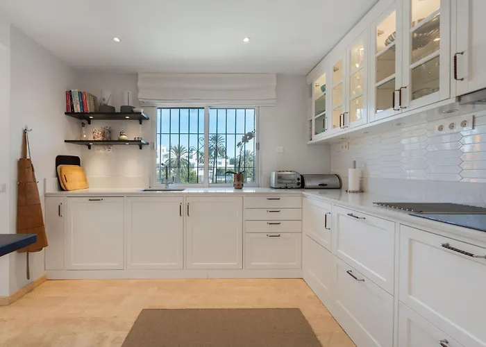 Vakantiehuis Beautiful 4b Townhouse Marbella