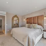 Сasa de vacaciones Beautiful 4b Townhouse
