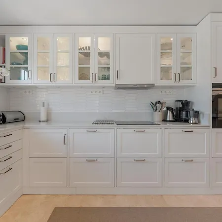 Beautiful 4b Townhouse Μαρμπέλλα