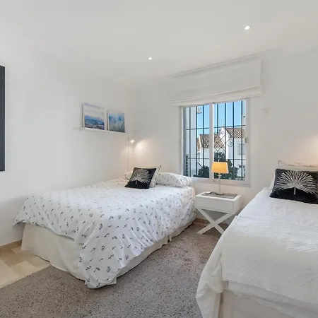 Beautiful 4b Townhouse Marbella