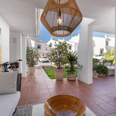 Beautiful 4b Townhouse Holiday home