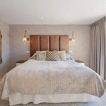 Σπίτι διακοπών Beautiful 4b Townhouse Μαρμπέλλα