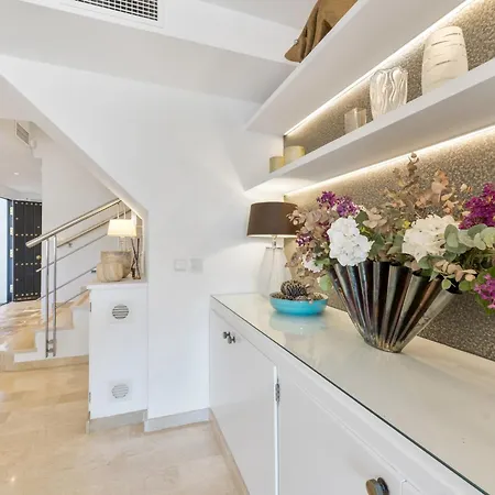 Beautiful 4b Townhouse Nyaraló