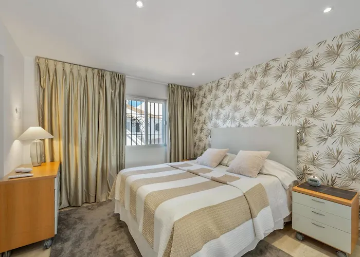 Beautiful 4b Townhouse *