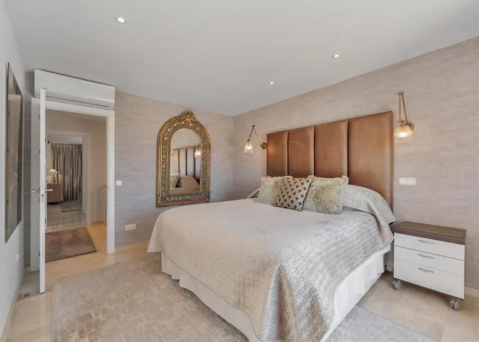 Будинок відпочинку Beautiful 4b Townhouse