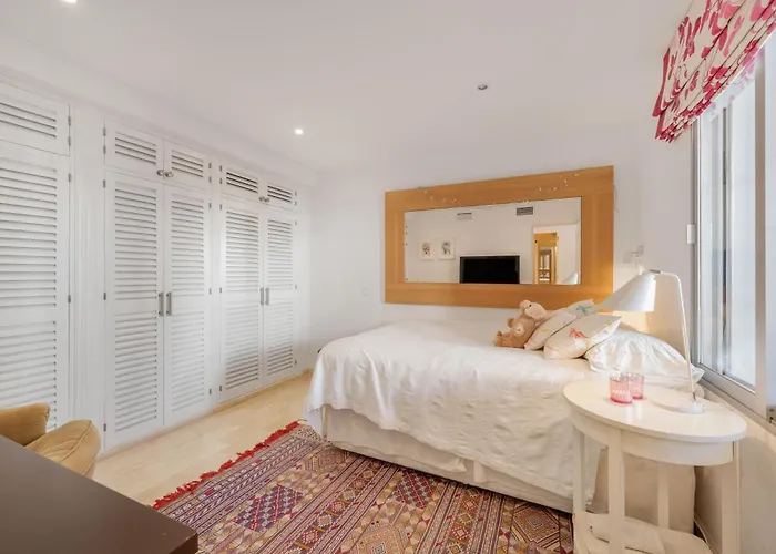 Beautiful 4b Townhouse بيت للعطل ماربيا