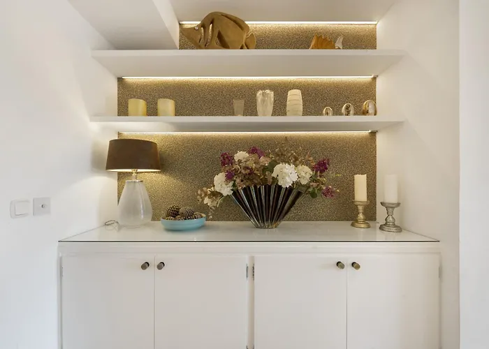 Beautiful 4b Townhouse *