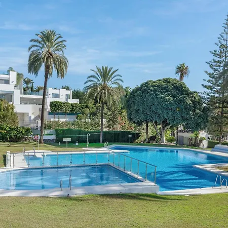 Beautiful 4b Townhouse Nyaraló Marbella