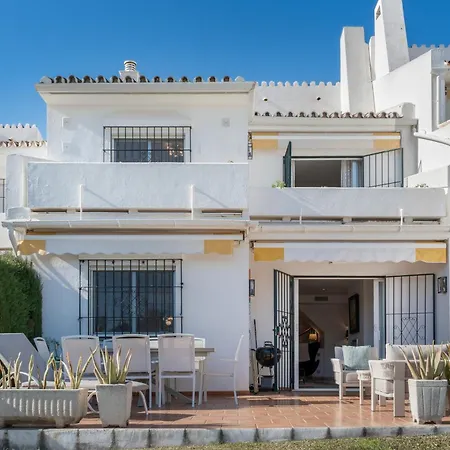 Beautiful 4b Townhouse Nyaraló Marbella